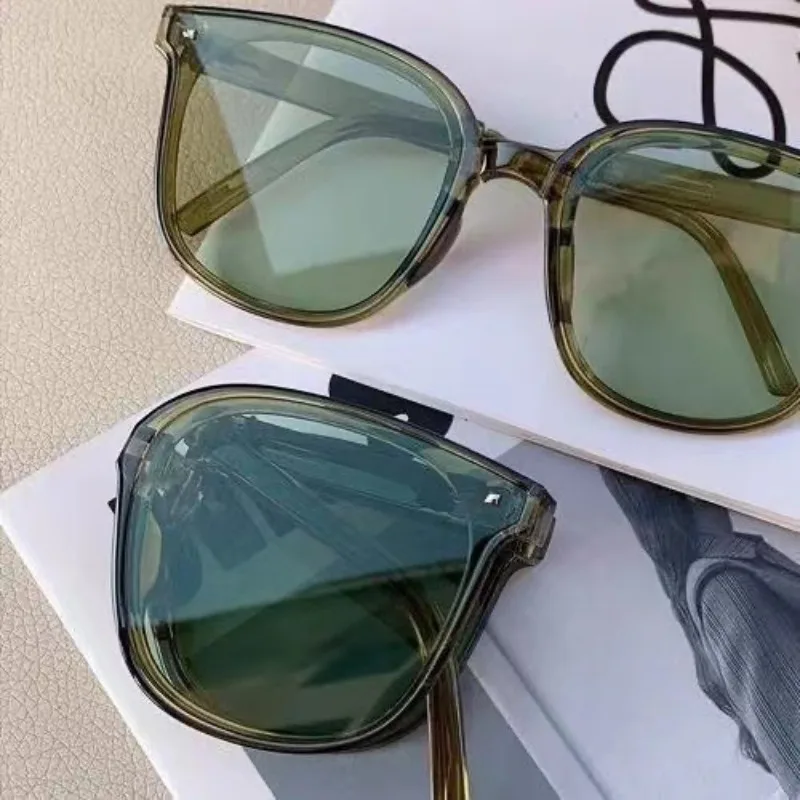 New Folding Small Frame Square Sunglasses Women\'s Brand Designer Fashion Sun Glasses Men\'s Driving Eyewear UV400 Oculos De Sol