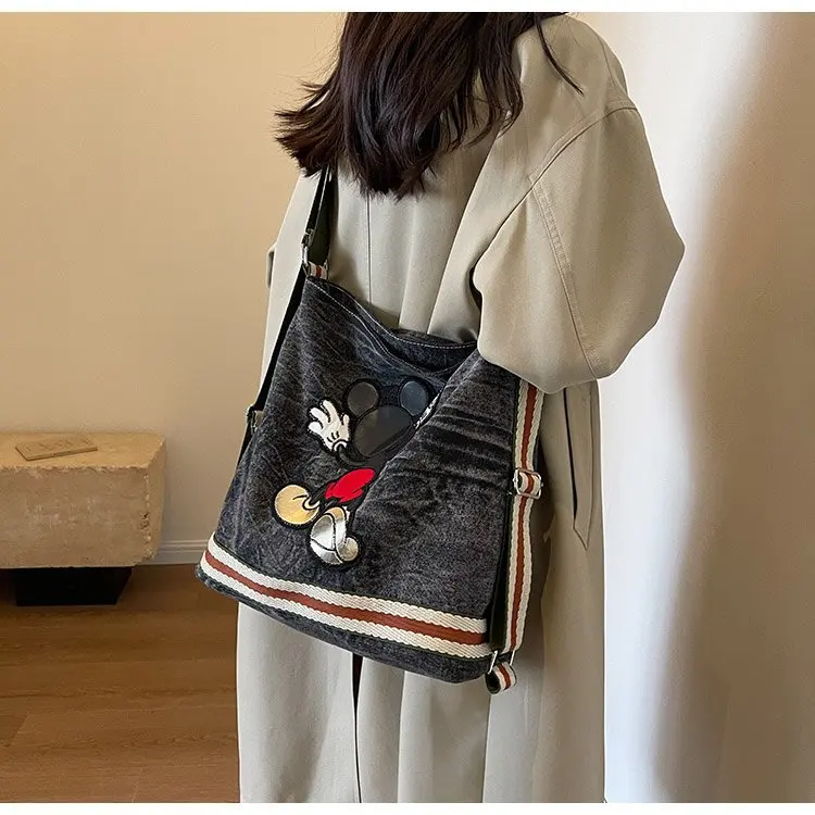 حقيبة ديزني ميكي الجديدة ذات السعة الكبيرة للنساء...