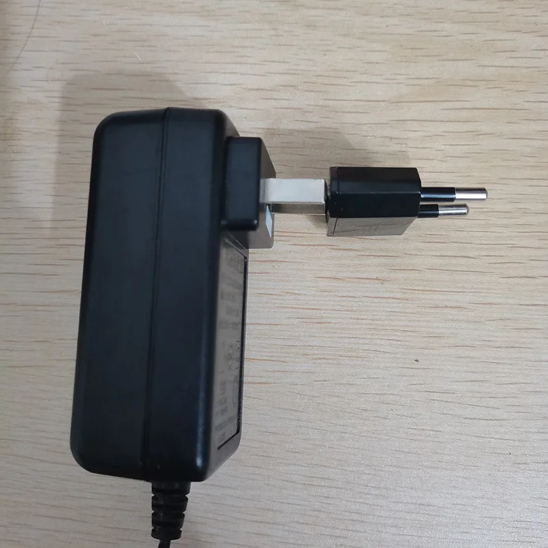 Original ZD12D250050EU+US Random vacuum cleaner charger fc6812 6813 6814 6721/22 6725/24 25v500ma charging head