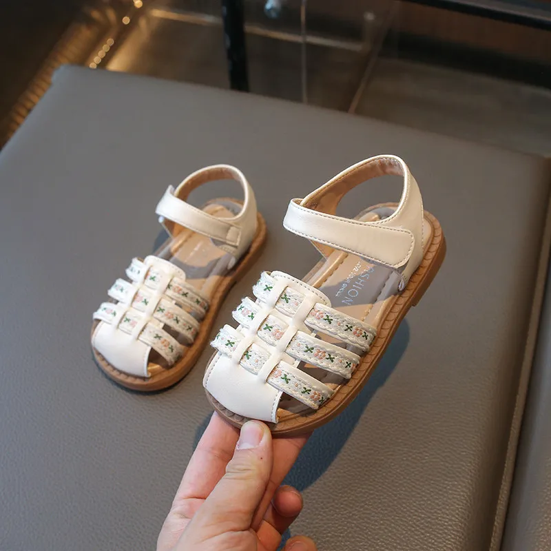 Kids Embroidery Thin Band Cross Sandals Cover Toes Shoes Baby Girls Boys Hoop Loop Sandal Summer Child Barefoot Beach Shoe for