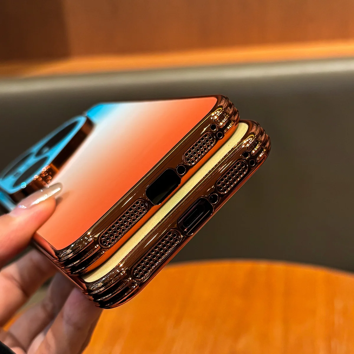 Plating Heat Dissipation Edge Gradient Silicon Leather Shockproof Phone Case with Lens Protection