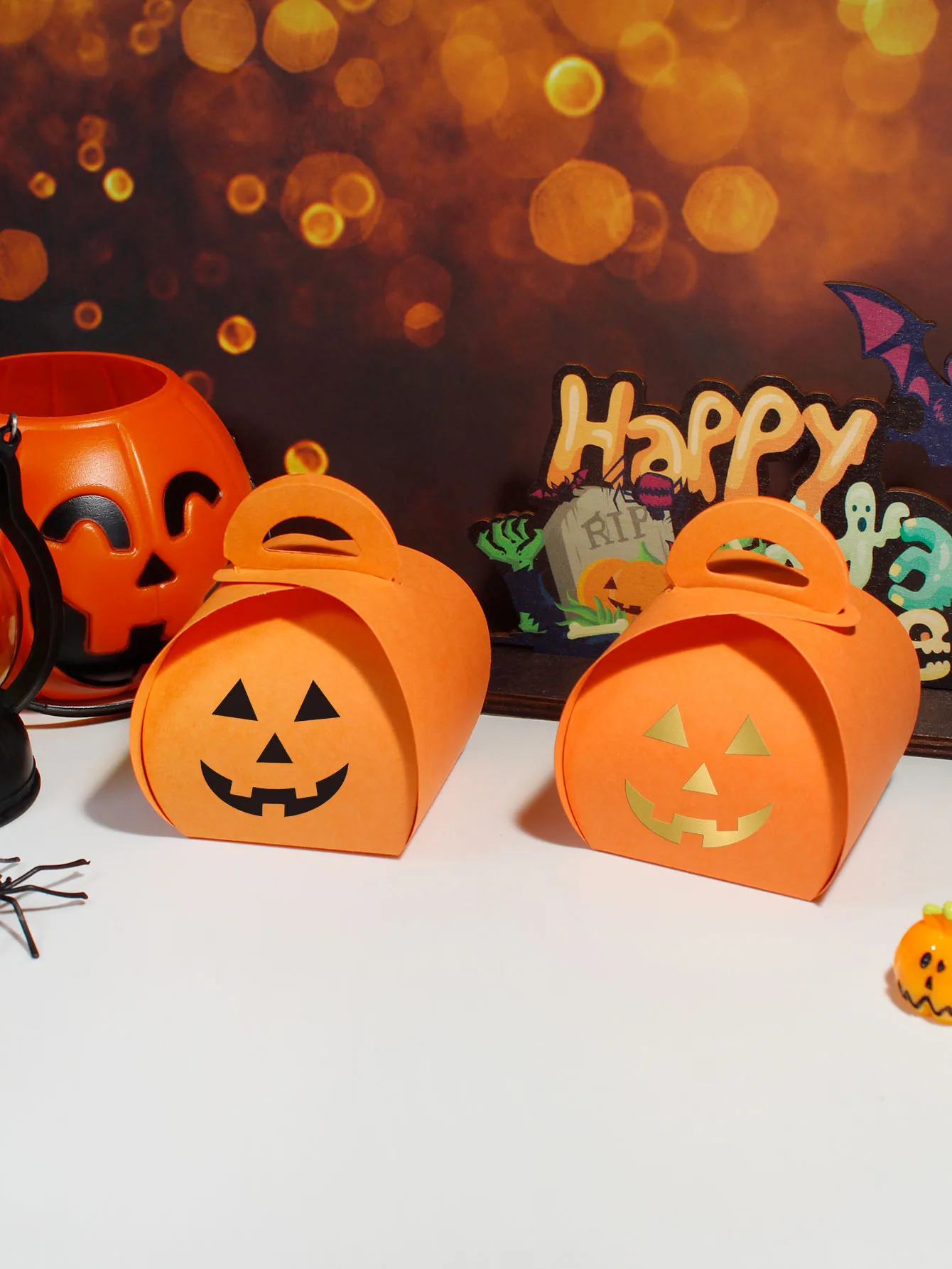 10/20/50PCS Halloween Candy Boxes for Kids, Decorative Bread and Gift Boxes with Emotio... - SKU CGB01231 - UGI Packaging