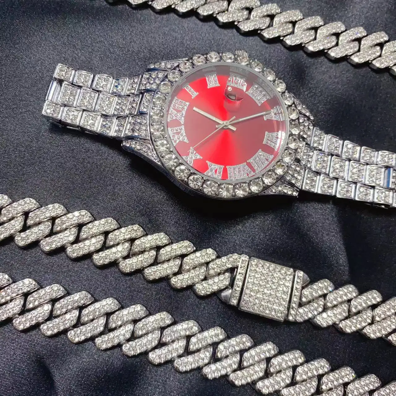 3PCS Calendario Hip Hop da donna da uomo Quadrante rosso Orologio Collana Bracciale Set di gioielli Bling Oro Sier Diamond Uomo Catena cubana_voghion.com