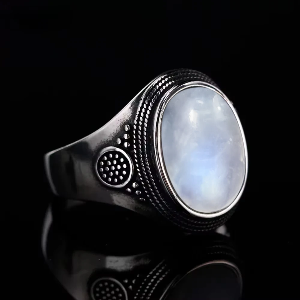 Moonheld Promise - Oval Moonstone Silver Ring 4
