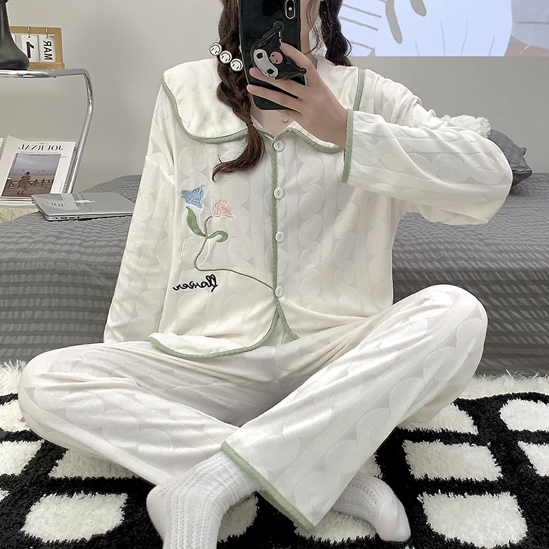 Autumn milk silk pajamas women's jacquard V-neck cardigan button double-length 2-piece pajamas women's simple casual home wear