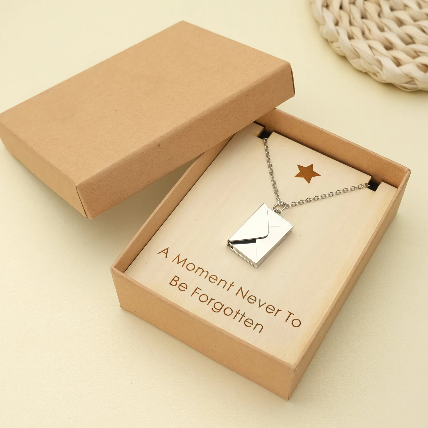 Personalised Love Letter Envelope Pendant Necklace Custom Necklace Envelope Locket Necklace Hidden Photo Mother\'s Day Gift