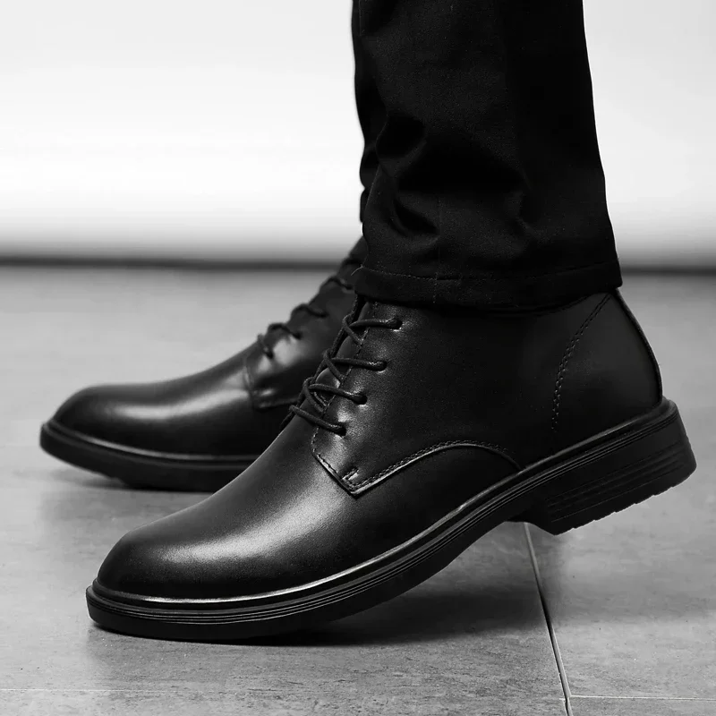 

2023 Hot Sale Shoes for Men Lace Up Men's Boots Winter Round Toe Solid Plush Warm Short Barrel Chunky Heels British Style Boots