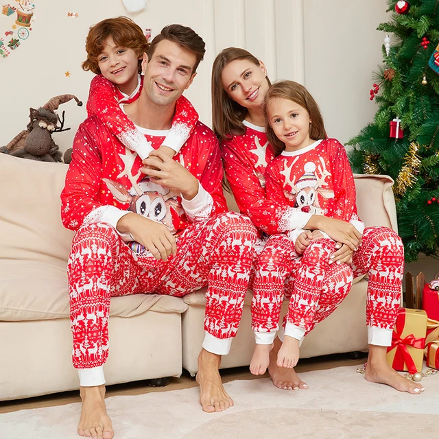 Step Aside, Everyone — Walmart Sells Matching Family Jammies, and They're  Really Good