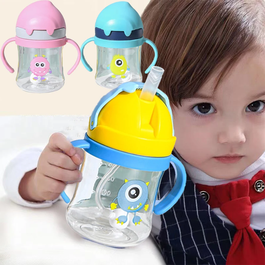 Cartoon Pattern Outdoor Child Drinking Bottle Straw Baby Feeding Cup Kids Training Portable Handle Water Bottle 250ML water bottle feeding bottle