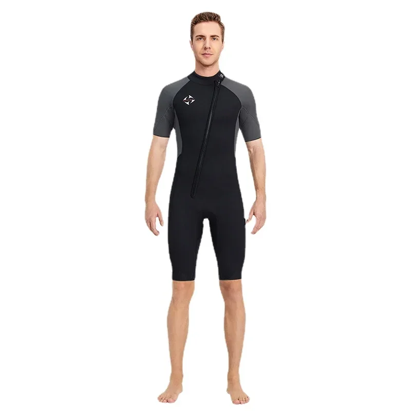 

2024 New Outdoor Sports Wetsuits for Men Short Sleeved Sun Protection Surfing Suit Deep Diving Thickened Aduilts Swimming Suit