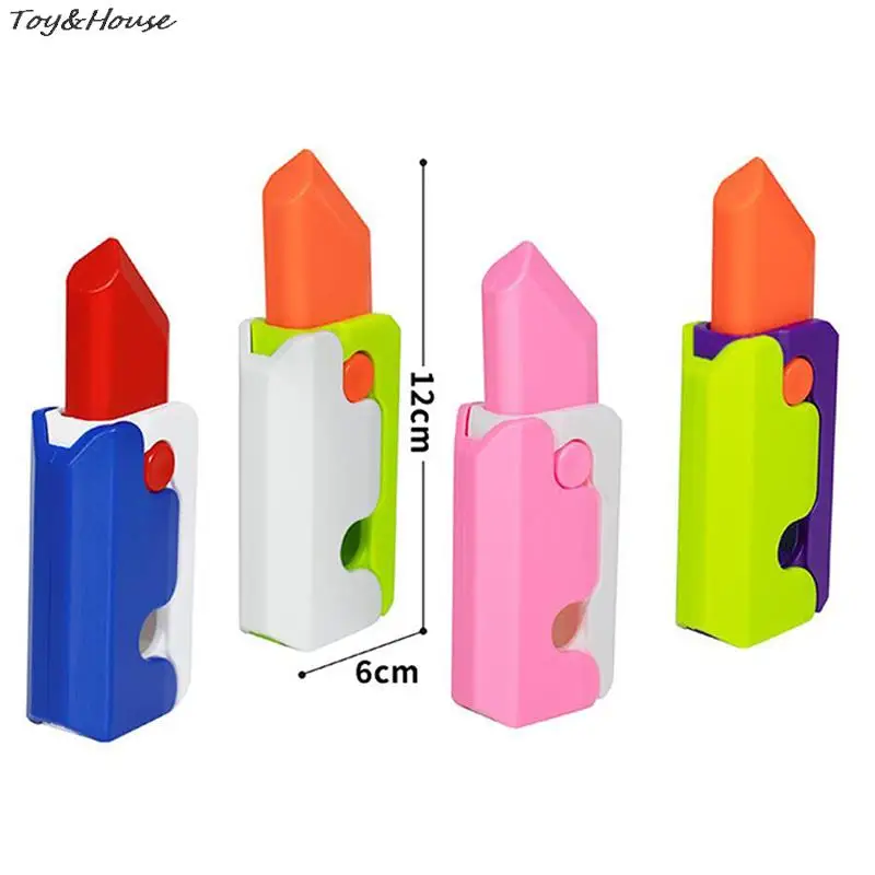

1PC Funny Props 3D Print Gravity Cub Jump Small Radish Carrot Knife Mini Model Student Prize Pendant Decompression Toy