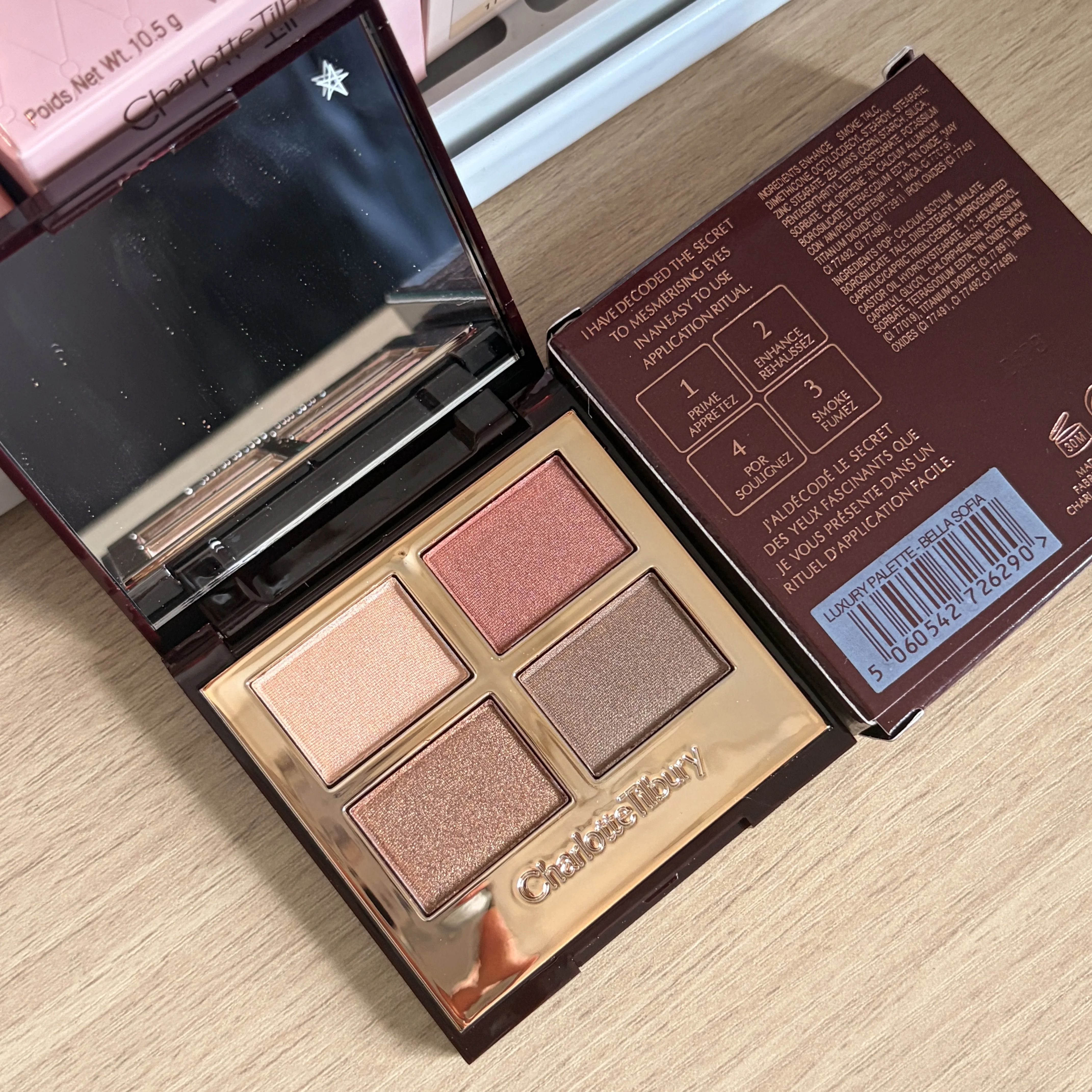 Luxury Charlotte Love Dual-Tone Blusher & Eyeshadow Palette - Radiant Makeup Essential