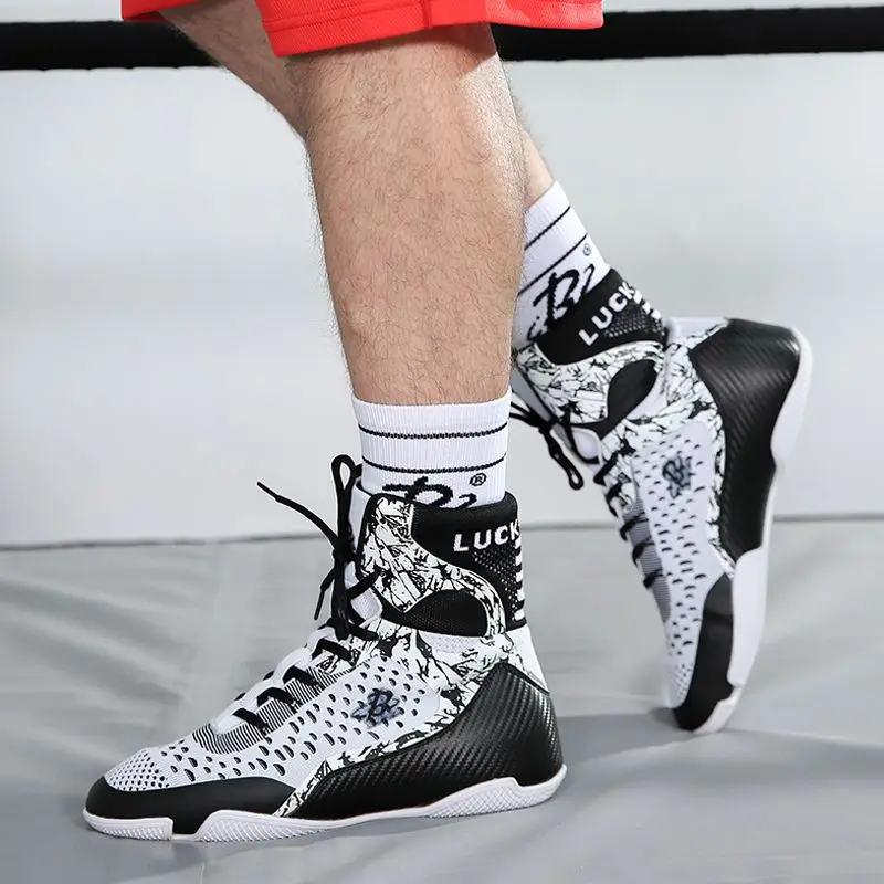 Men's and Women's Lightweight Wrestling Shoes Breathable Mesh Boxing Sneakers Sneakers Men's Training Boxing Shoes