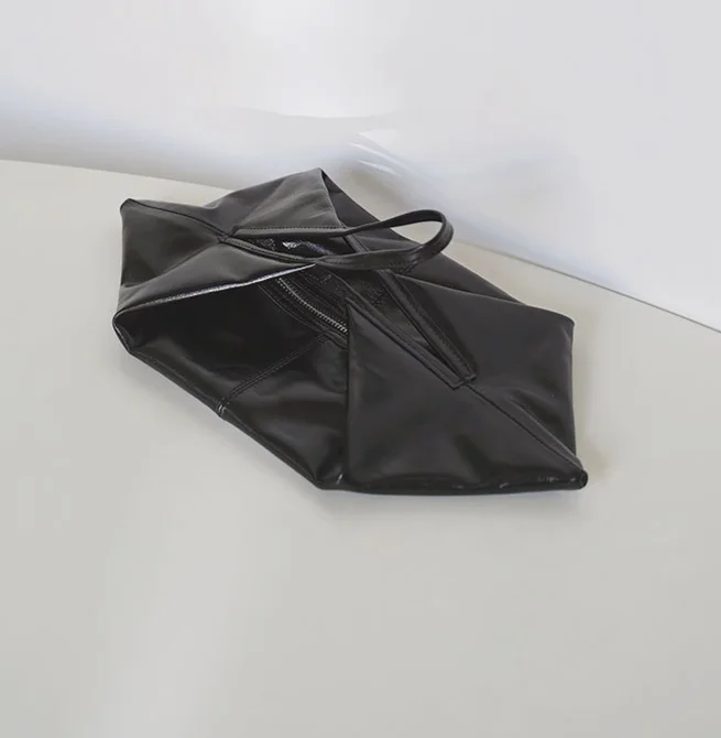 Borsa a tracolla donna in vera pelle con manico a corno_voghion.com