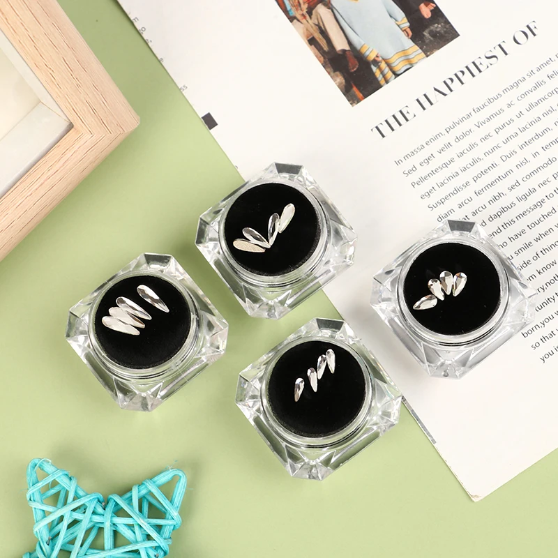 

4Pcs/box Dental Tooth Gems Crystal Diamond Ornament Various Shapes Color Teeth Jewelry Denture Acrylic Teeth Decoration