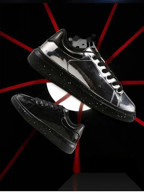 Ležérní platformové boty z lesklé lakované kůže_voghion.com