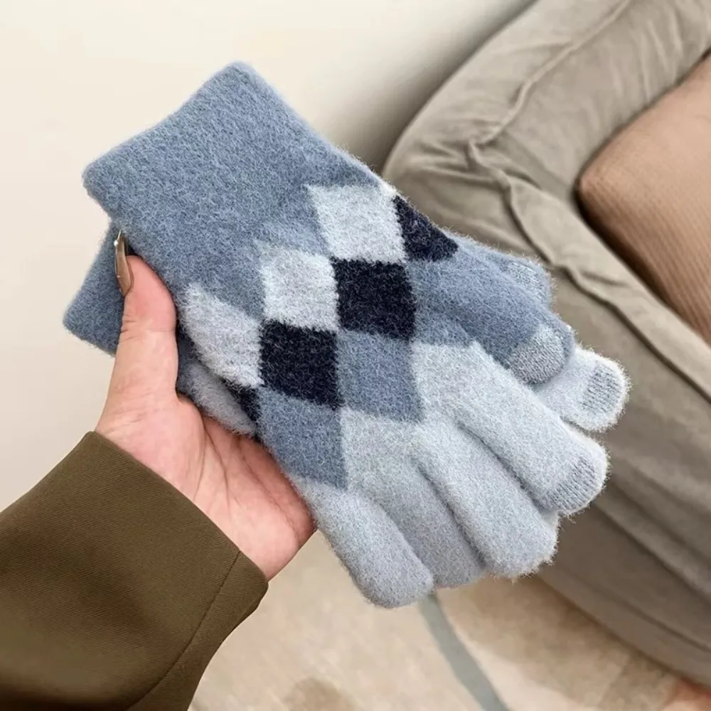 Polyester Winter Cycling Gloves Touch Screen Windproof Mittens