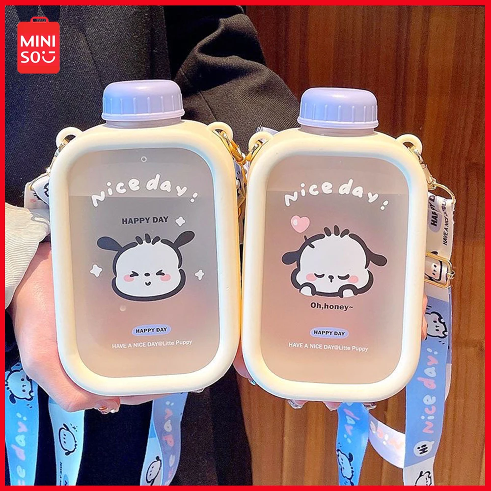 

2024 Miniso Sanrio Pochacco Cartoon Anime Korean Women's Fashion Plastic Water Cup 550Ml Large Capacity Portable Water Cup Gift