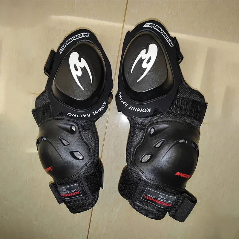 Knee Pads The Latest Motorcycle Shockproof Gear Road Racing Knee Folding Professional Slider