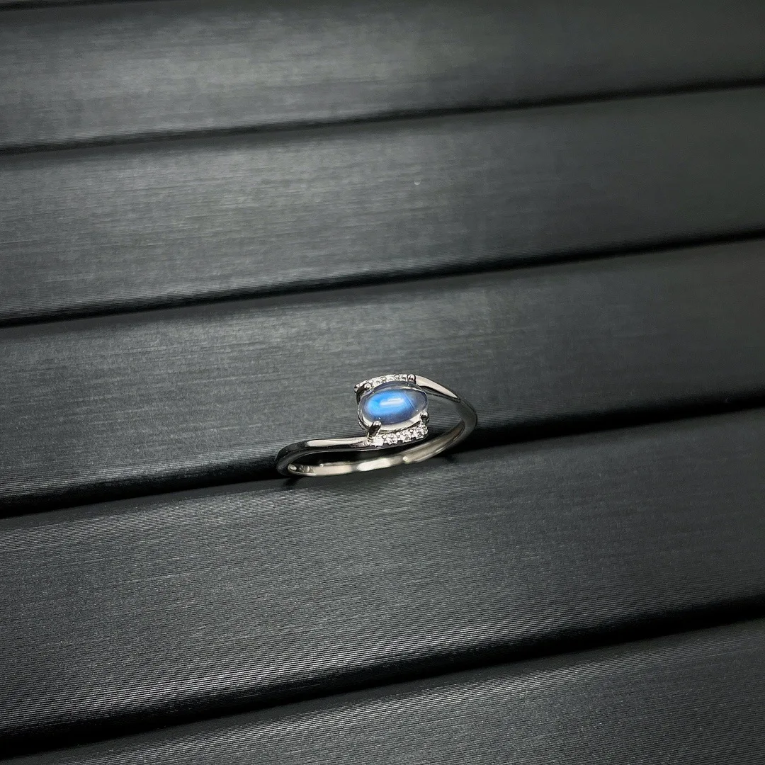 

New S925 Sterling Silver Natural Indian Moonlight Stone Ancient Ring Beautiful Opening Design Ring Without Optimized Main Stone