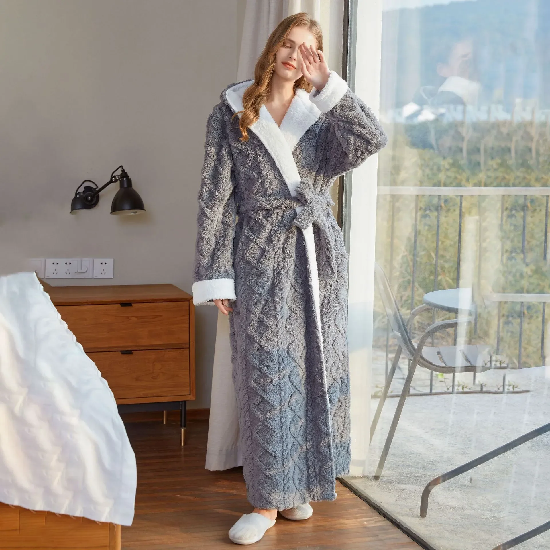 

Warm Dressing Female Robe Solid Women Warm Sleeve Fleece Hooded For Bathrobe Flannel Pockets Gown Bath Ladies Long Thick