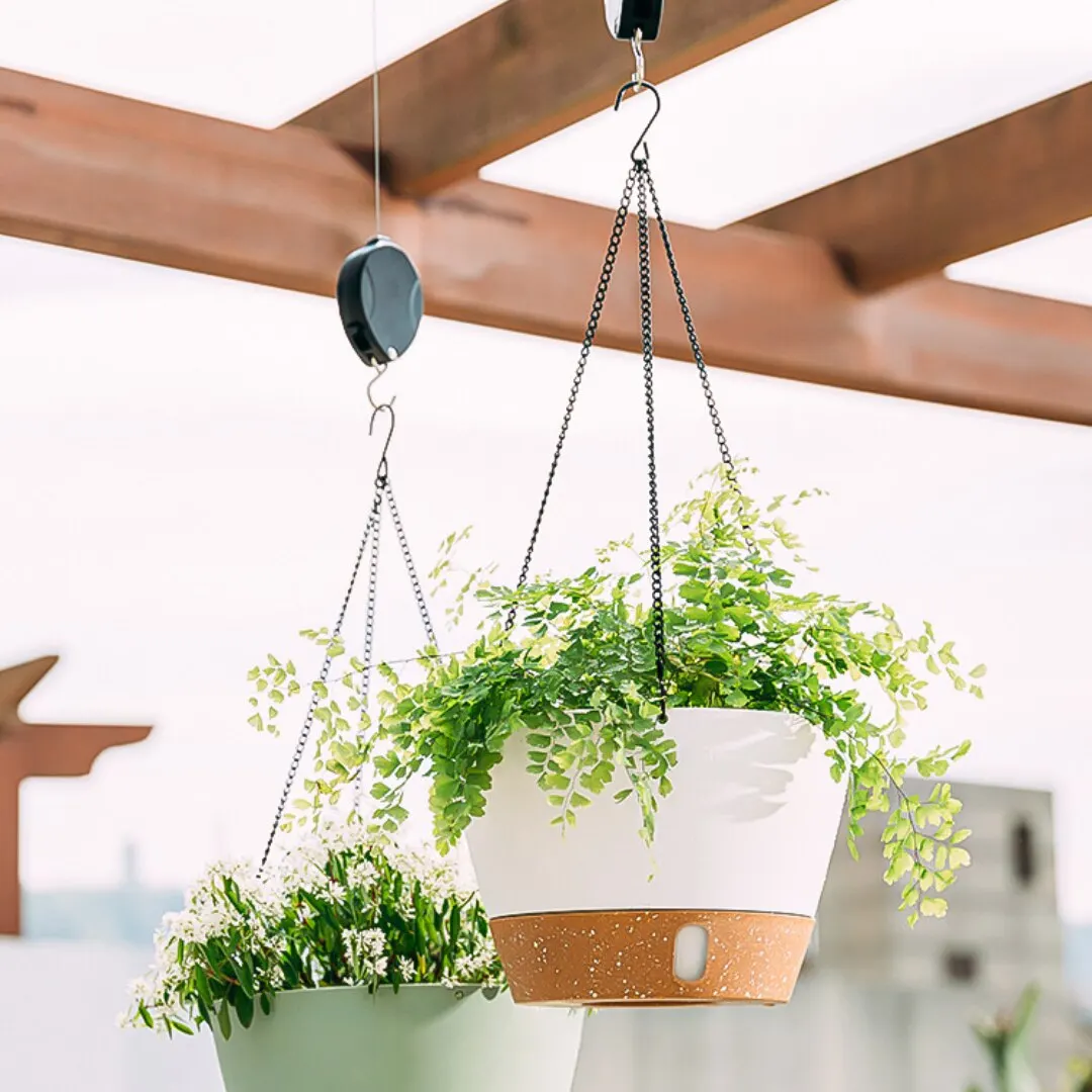 Plant Hanger Retractable Hanging Baskets Pulley Adjustable Potted Plants Hanger Telescopic Flowerpot Hook for Garden Hanging Plant plant hanger