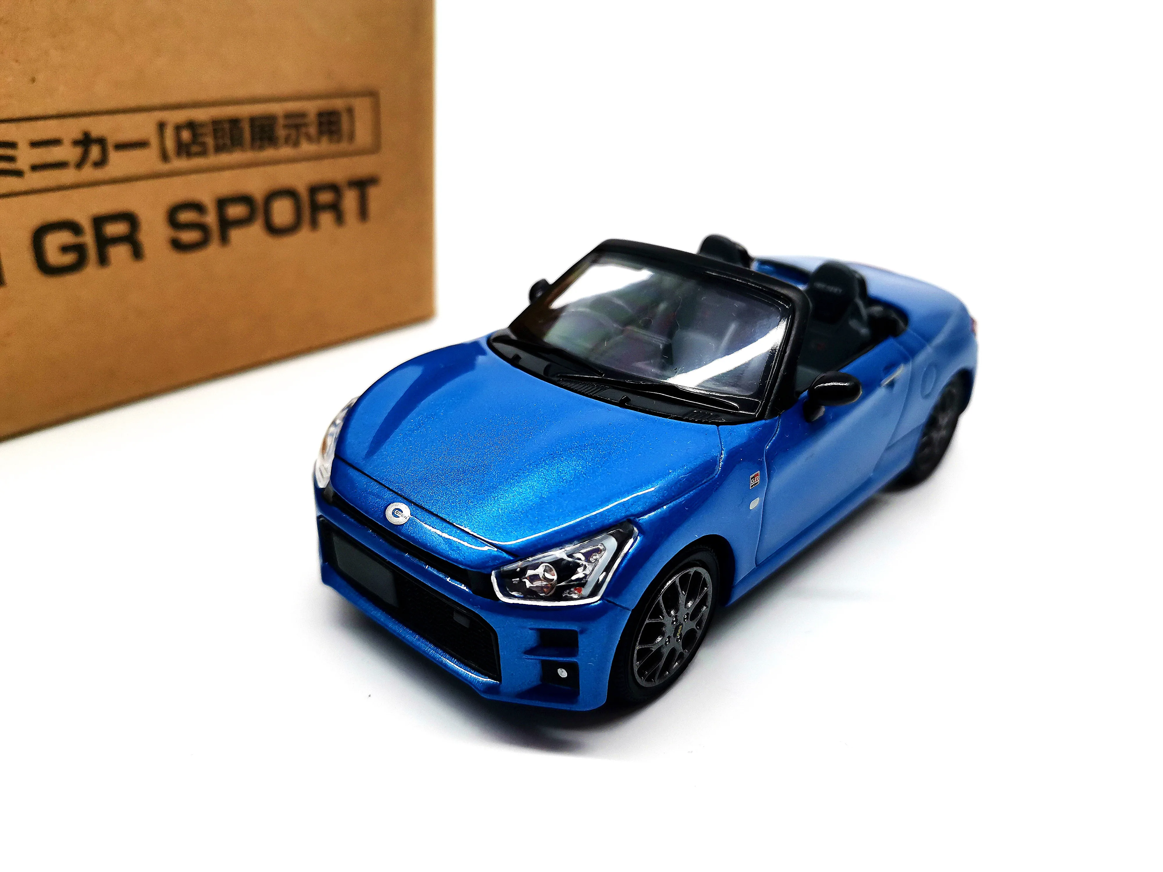 

1/30 TOYOTA COPEN GR спортивный сплав модель автомобиля мебель коллекция