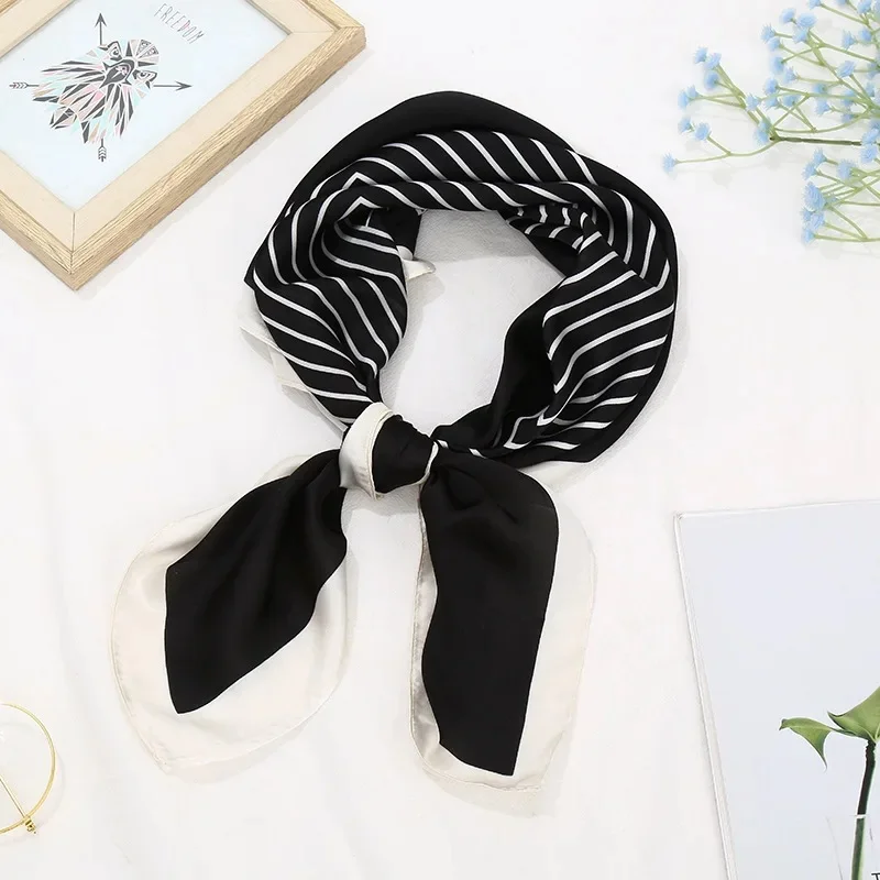 2 Black background return grid 70*701