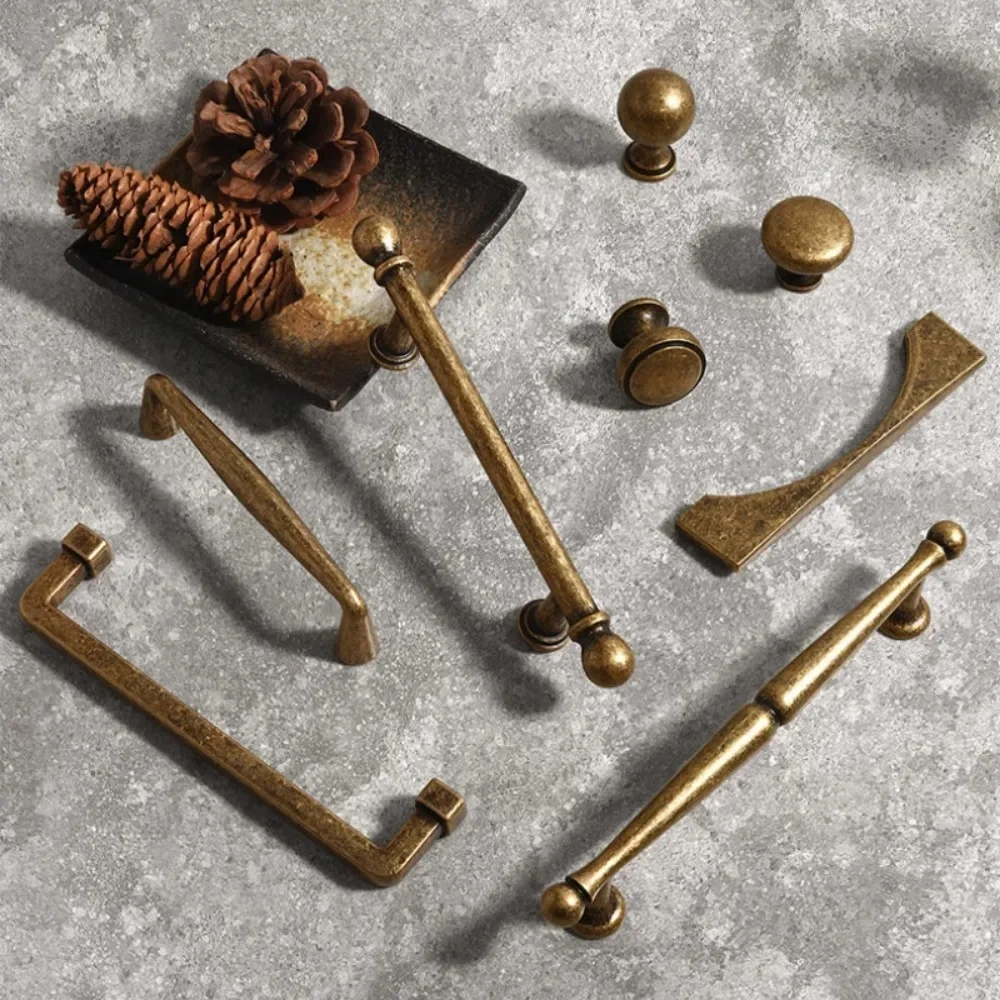 Furniture Handles Nordic Vintage Furniture Handles Zinc Alloy Bronze Knobs and Handles for Drawers Wardrobe Cabinet Bookcase Dresser Cabinet Pulls furniture handles