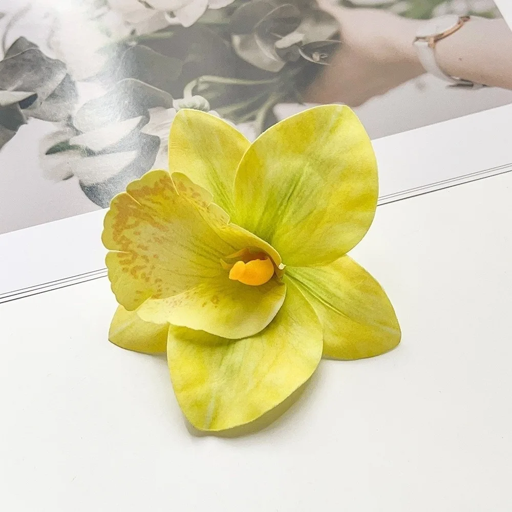 Bohemian Style Hawaiian Flower Hair Clip - Comfortable Artificial Magnolia for Beach Travel