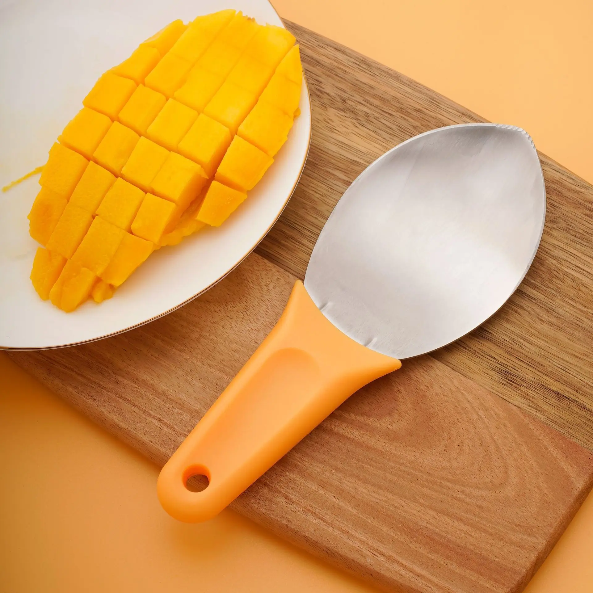 Multifunctional fruit knife Especially Mango Splitters