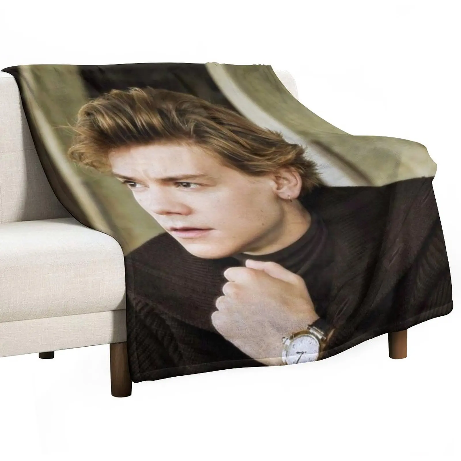

Brodie playing chess Throw Blanket Retro Blankets Furry Blankets Polar blanket