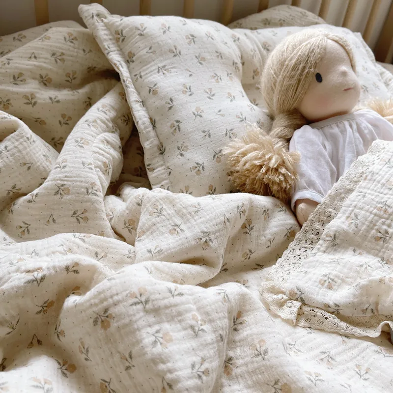 

Vintage Pink Floral Baby Summer Quilt for Girls Infant Floral Muslin Comforter Blanket for Summer Korean Baby Bedding Nap Cover
