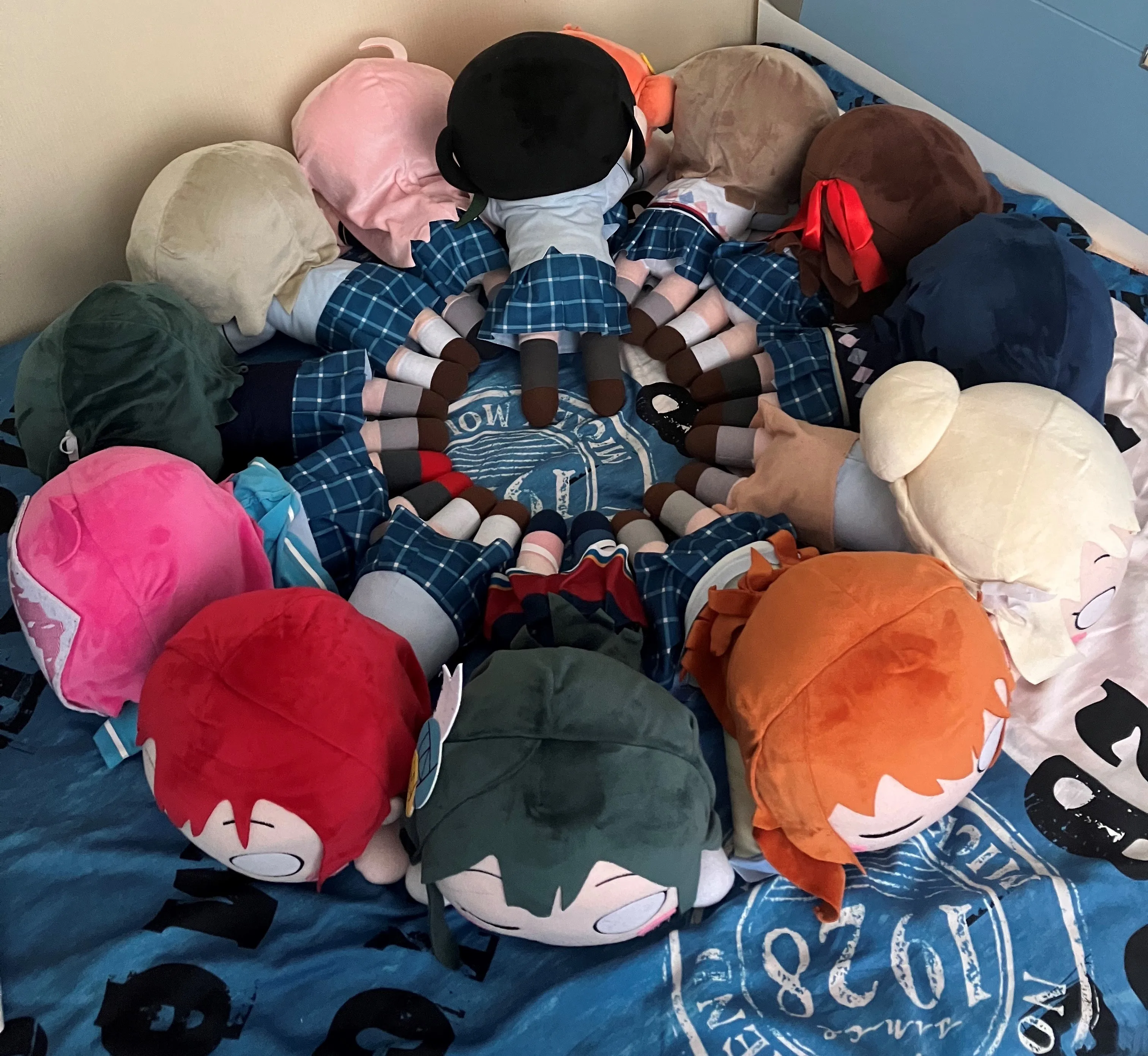 

Love Live! Nijigasaki High School Mia Taylor Cosplay 40CM Doll Cute Anime Plush Toy Stuffed Plushie Kids Xmas Gift