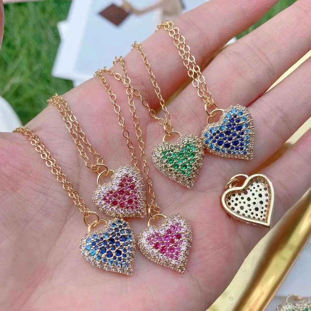 

5Pcs Heart Shaped Colorful Zircon Pendants Inlaid with Zirconia Copper Multicolor Gold Plated Love Heart CZ Pendant Necklace
