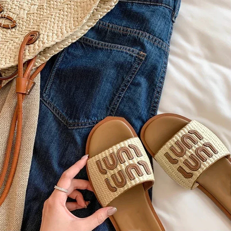 Vintage Woven Women's Sandals Fashion Letter Woven Flat Slippers Summer Vacation Beach Slides