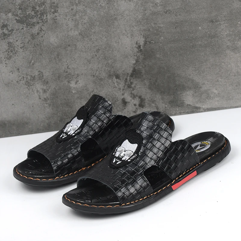 

CYYTL Men Slippers Casual Fashion Light Summer Outdoor Non-Slip Male Shoes Platform Leather Walking Flat Beach Sandals Plus Size