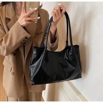 Borsa Tote Casual con Chiusura Magnetica, Grande Capacità, in Pelle PU, Borsa a Spalla Monocolore, Borsetta da Donna