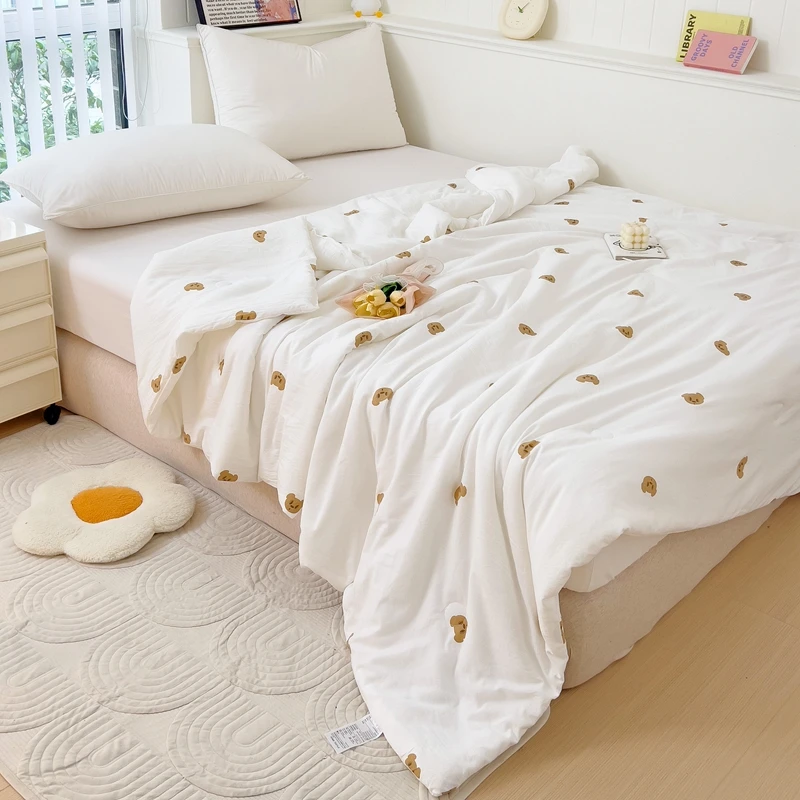 Double Layer Yarn Summer Blanket Skin-friendly Breathable Lightweight Quilt for Children Adult Comforter Summer Duvet