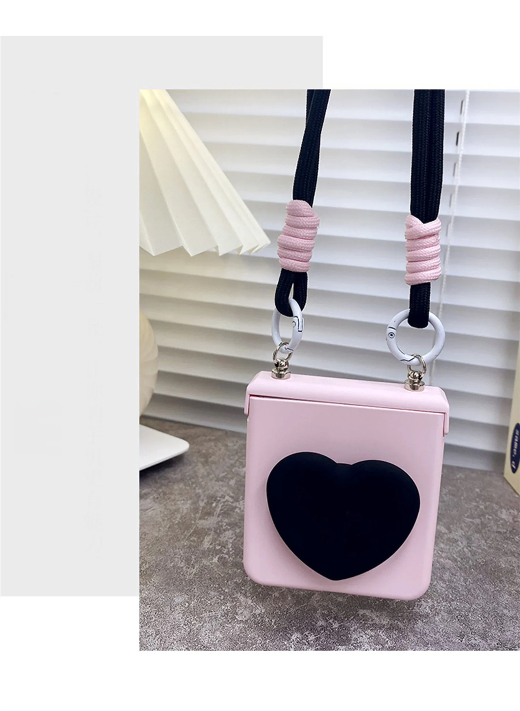 Luxurious 3D Love Heart Pink Case with Portable Hand Strap Cover