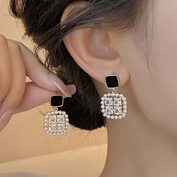 925 Silver Needle Korean Fashion Square Pearl Drop Earrings For Women Jewelry 2025 Trending New Women's Vintage Zircon Earrings