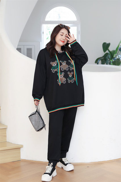 hmqViviiyNSAyin6WueUtyMwUgOSRAzFliWg