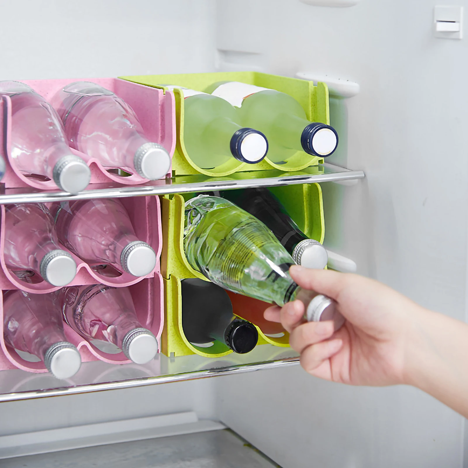 

1Pc Water Bottle Organizer Plastic Fridge Drink Storage Box Holder AntiFall Stackable Cocktail Beer Juice Rack for Kitchen Tools