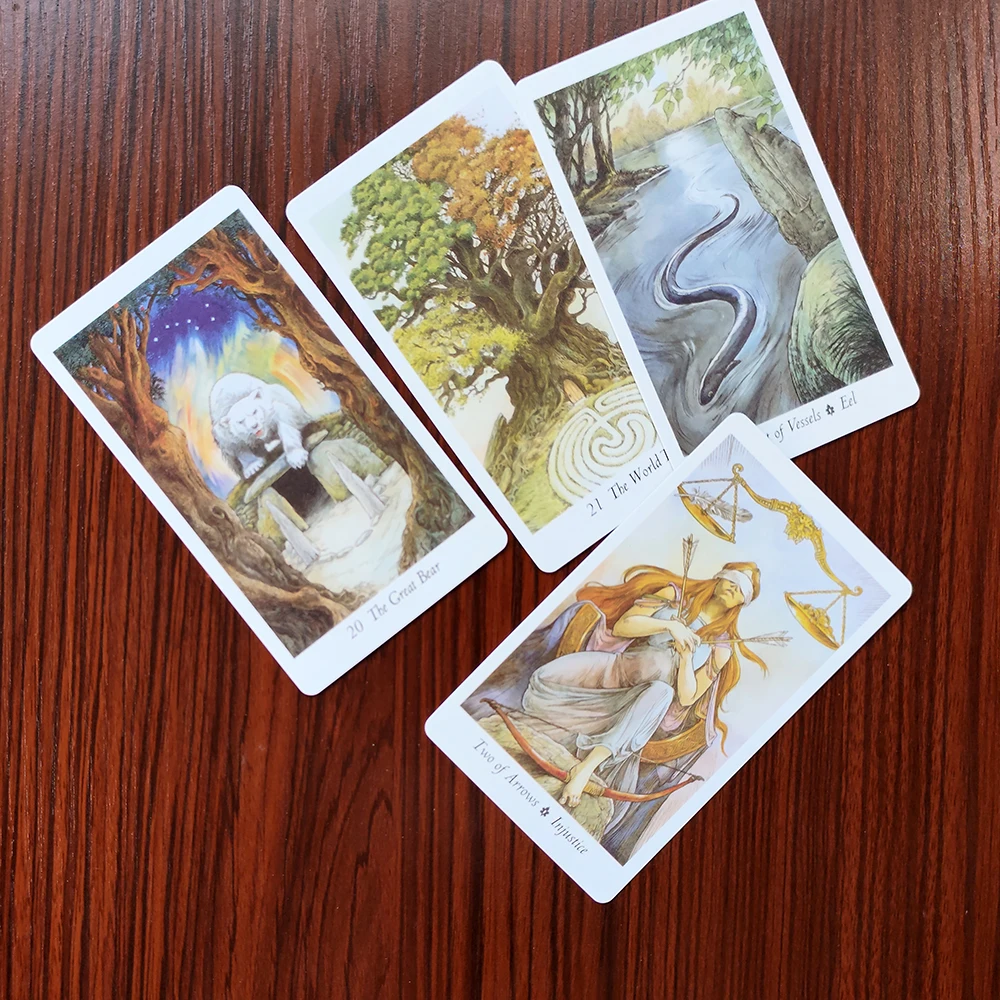 The Wildwood Divination Tarot Deck with a glossy, smooth and easily shuffled surface, it is durable 4