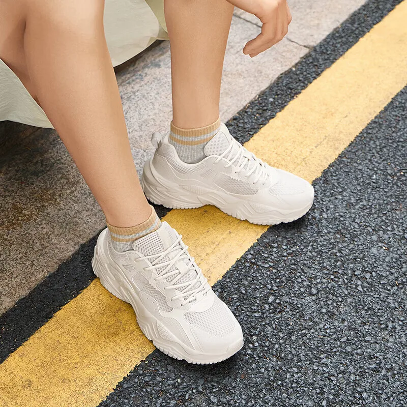 حذاء رجالي عملي جيد التهوية