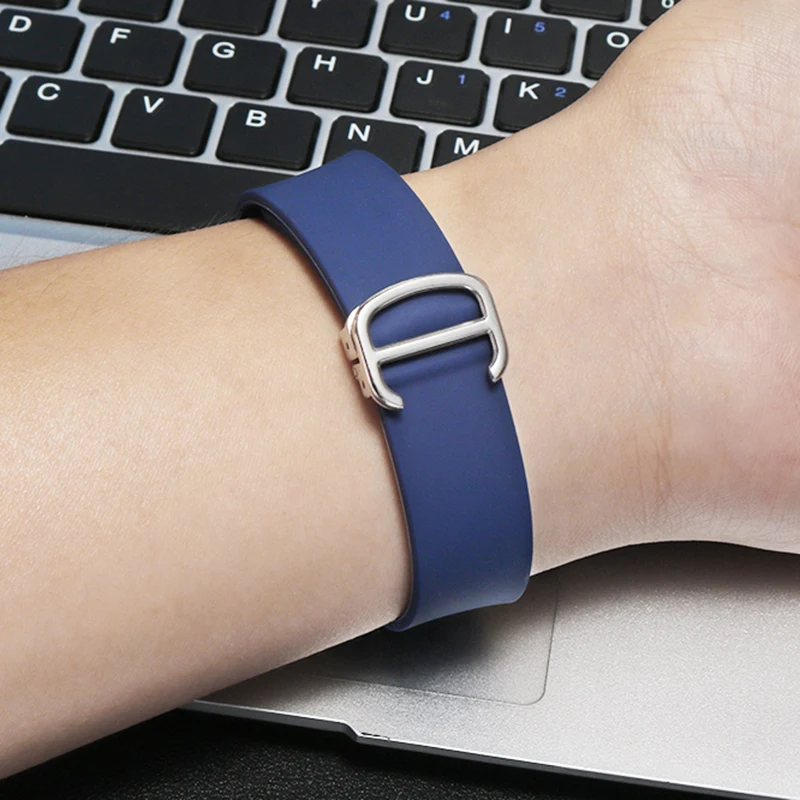Premium Waterproof Silicone Watchband - Black & Blue with Folding Buckle, 21mm