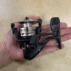 DNDYUJU High-Performance Spinning Reel for Versatile Fishing Techniques (Silver)