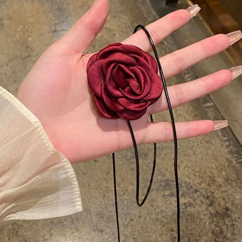 Elegant Rose Flower Clavicle Chain Necklace for Women Adjustable Sexy Choker Mariage Gift Y2K Fashion Jewelry Accessories