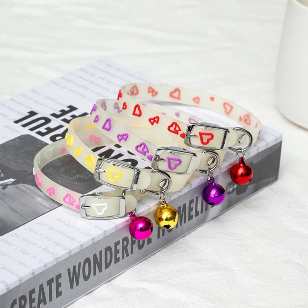 Title 9, Pet Glowing Collars with Bells Glow at Night Re...