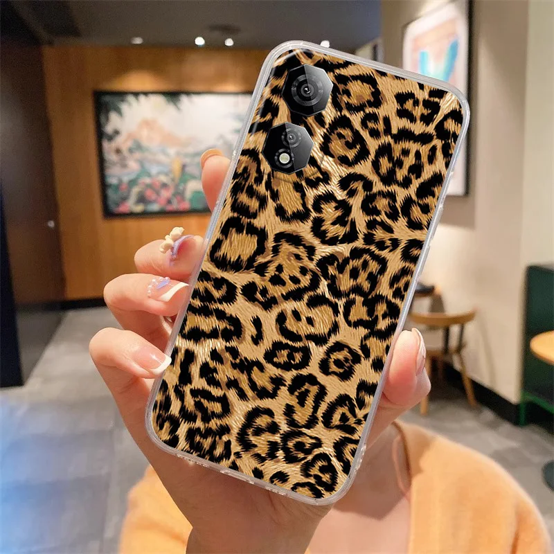 Transparent TPU Silicone Phone Case - Clear and Stylish Soft Protector